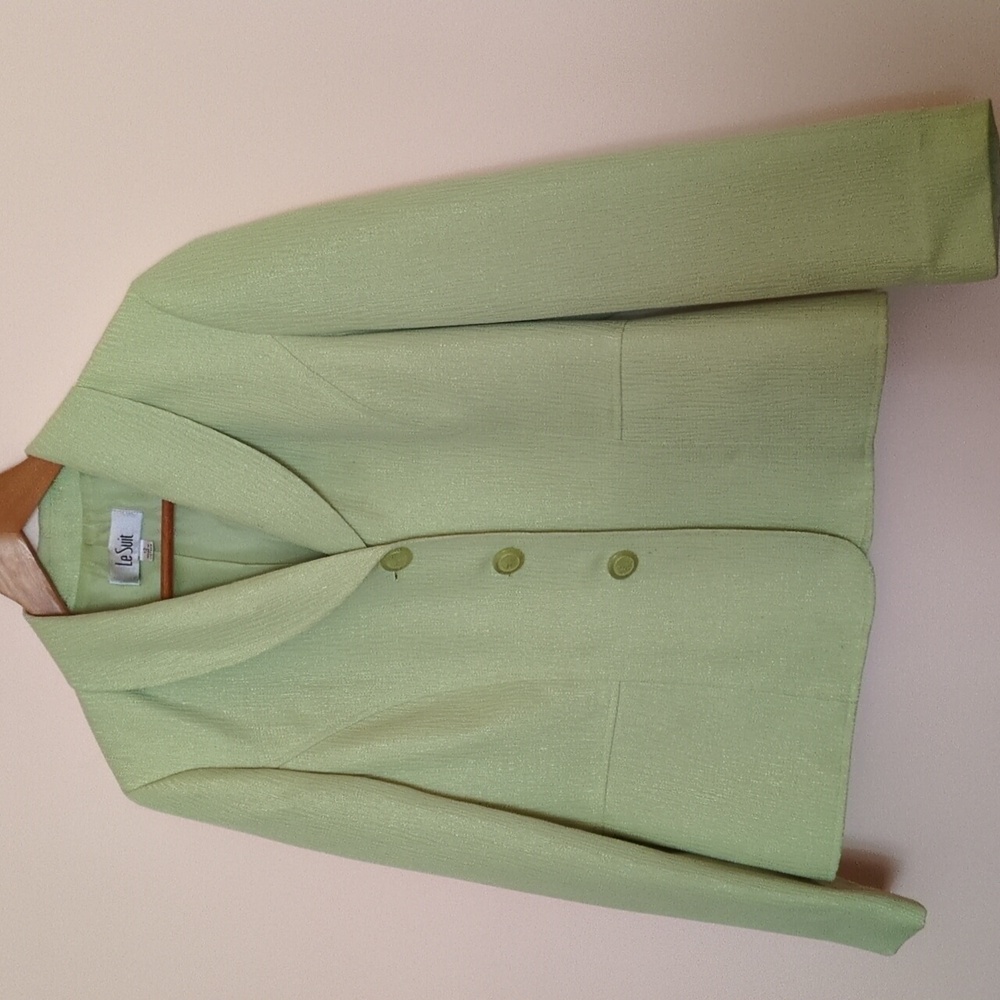 Le Suit pale green blazer size 12